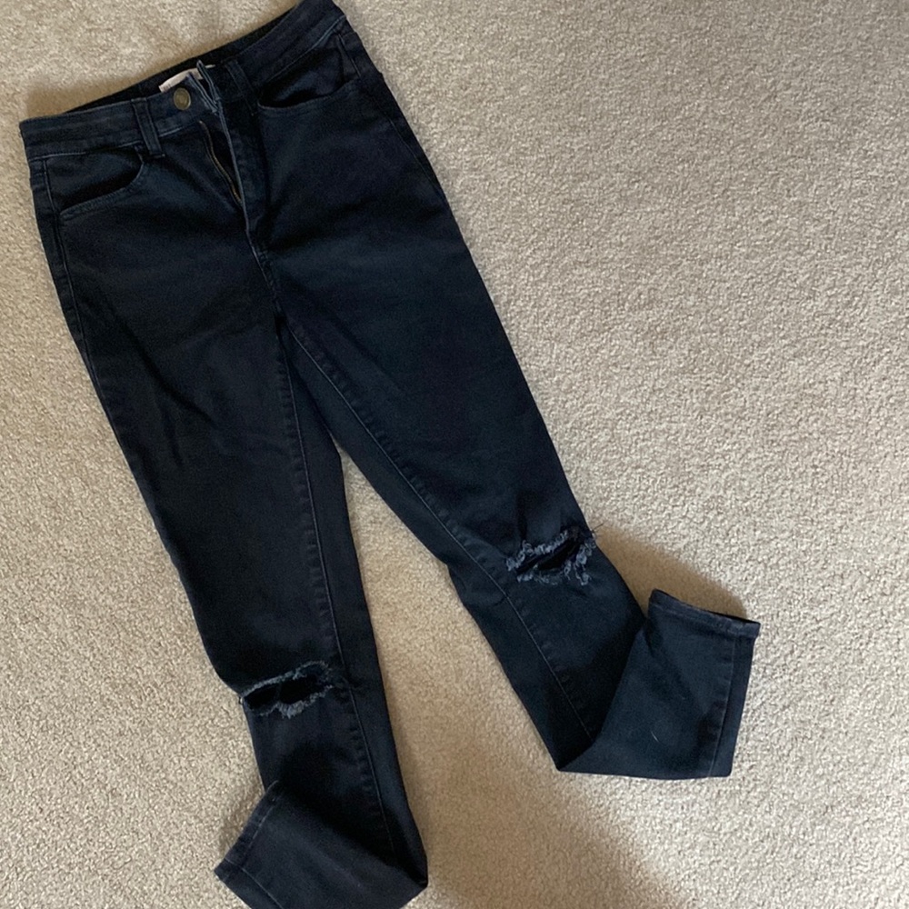 Dark black distressed jeggings